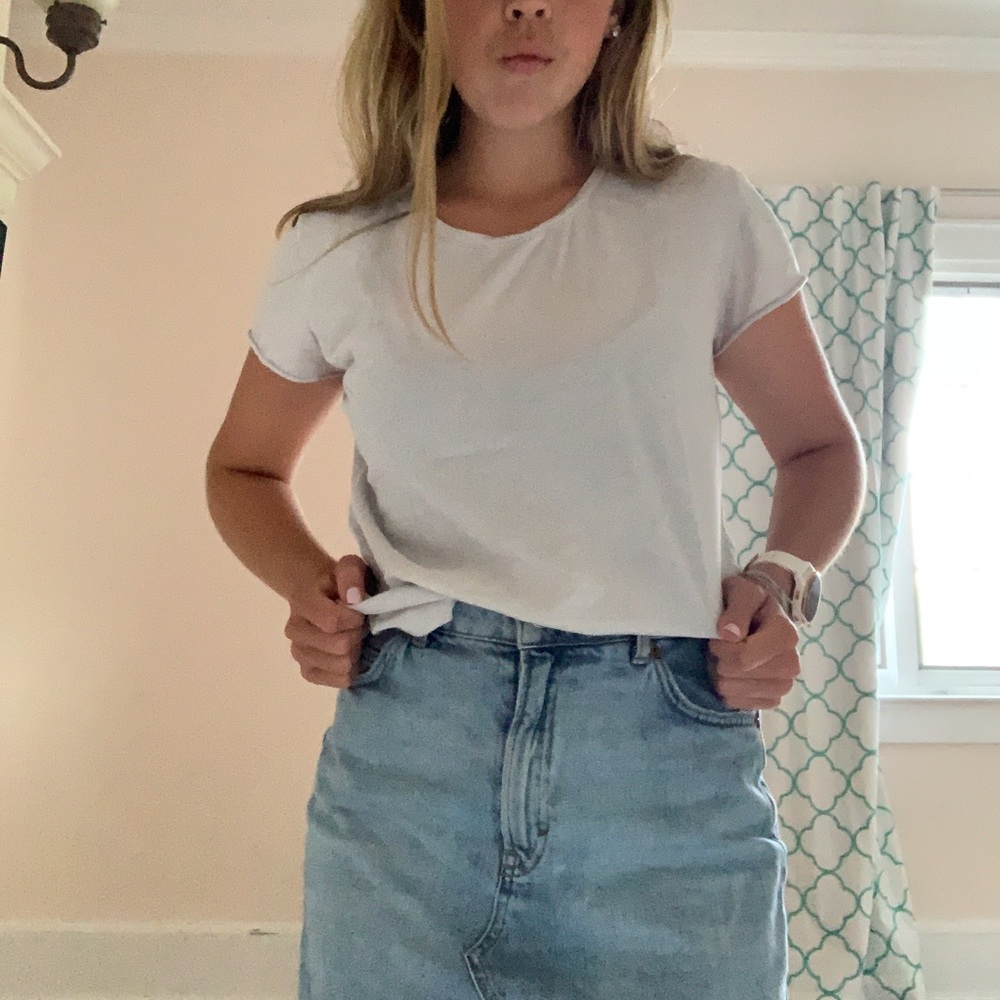 Brandy Melville Basic Tee